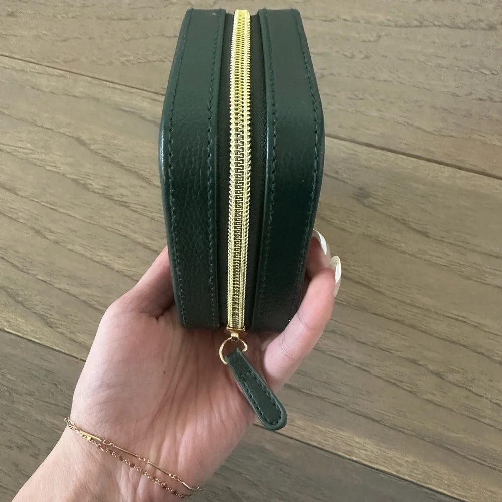 Elegant Cream Green Jewelry Organizer Box
